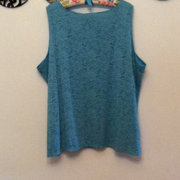 Avenue  Fancy Stretch Floral Lace Tank Top   🌹 - Picture 4 of 6